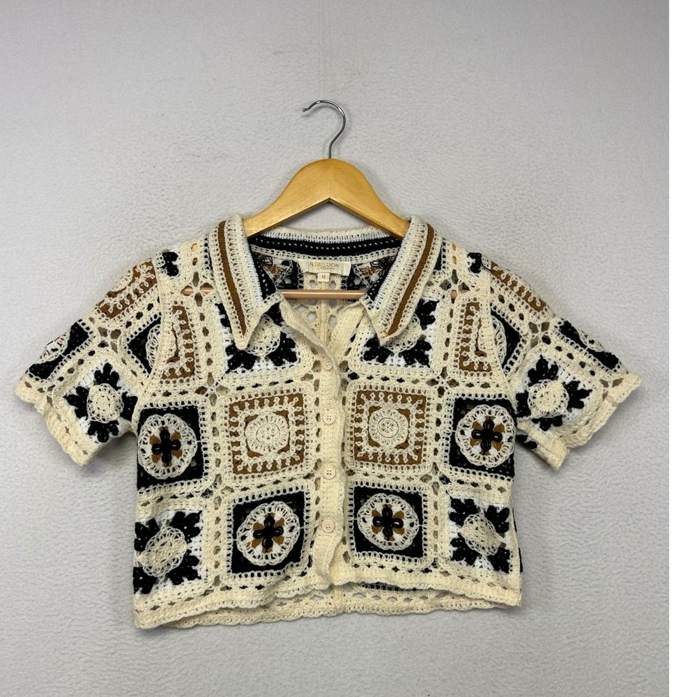 Boho Granny Square Rebellion Again Womens Medium Cream Crochet Button Front Top